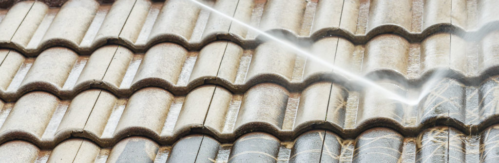 Roof Cleaning - Ware Painting Roofs In GoldCoast, QLD